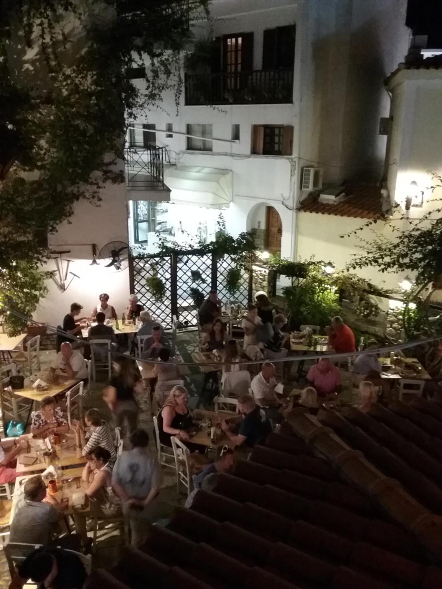 Mouria Hotel Szkiáthosz Kültér fotó